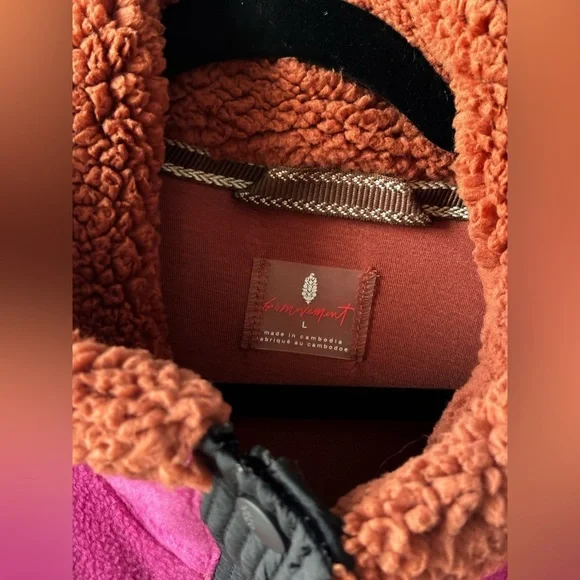 FP Movement Fall To Rise Fleece Quarter Snap brown and pink - Picture 4 of 6